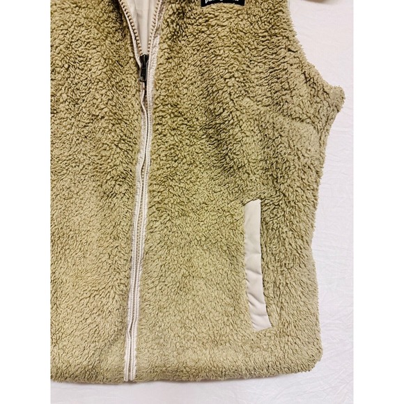 Patagonia Womens Fleece Sleeveless Vest Tan Brown Size Small‎ Soft Warm Active - Picture 2 of 11